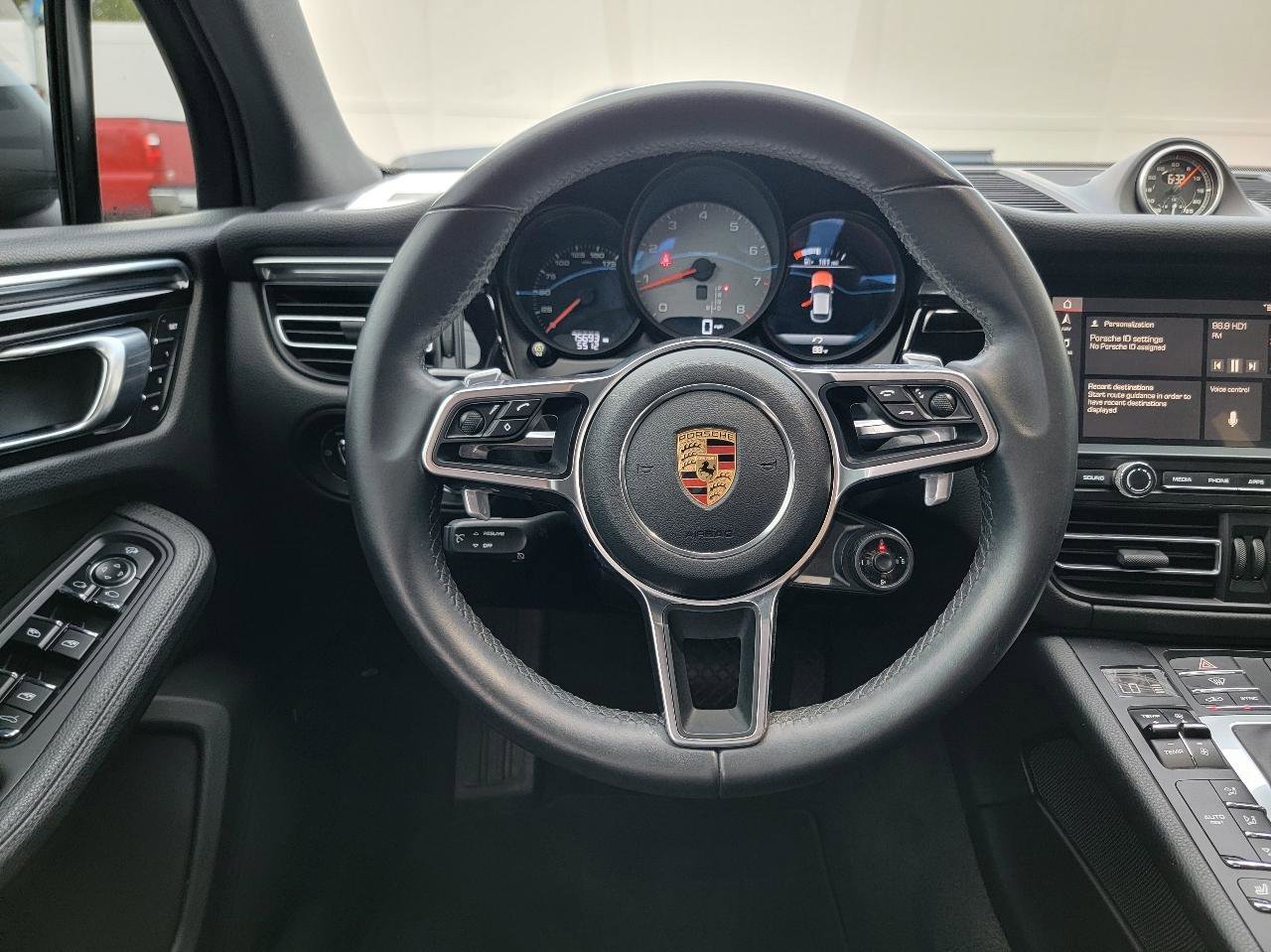 Used 2019 Porsche Macan S AWD/4WD image 18