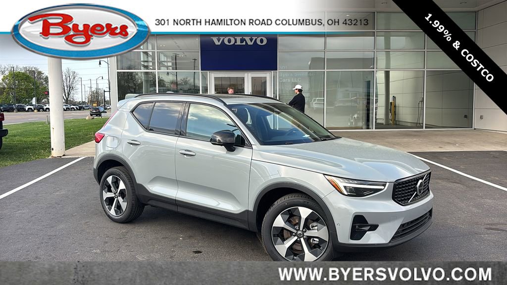New 2026 Volvo XC40 B5 Plus w/ Protection Package Premier