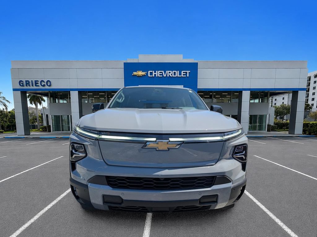 New 2026 Chevrolet Silverado EV LT AWD/4WD image 2