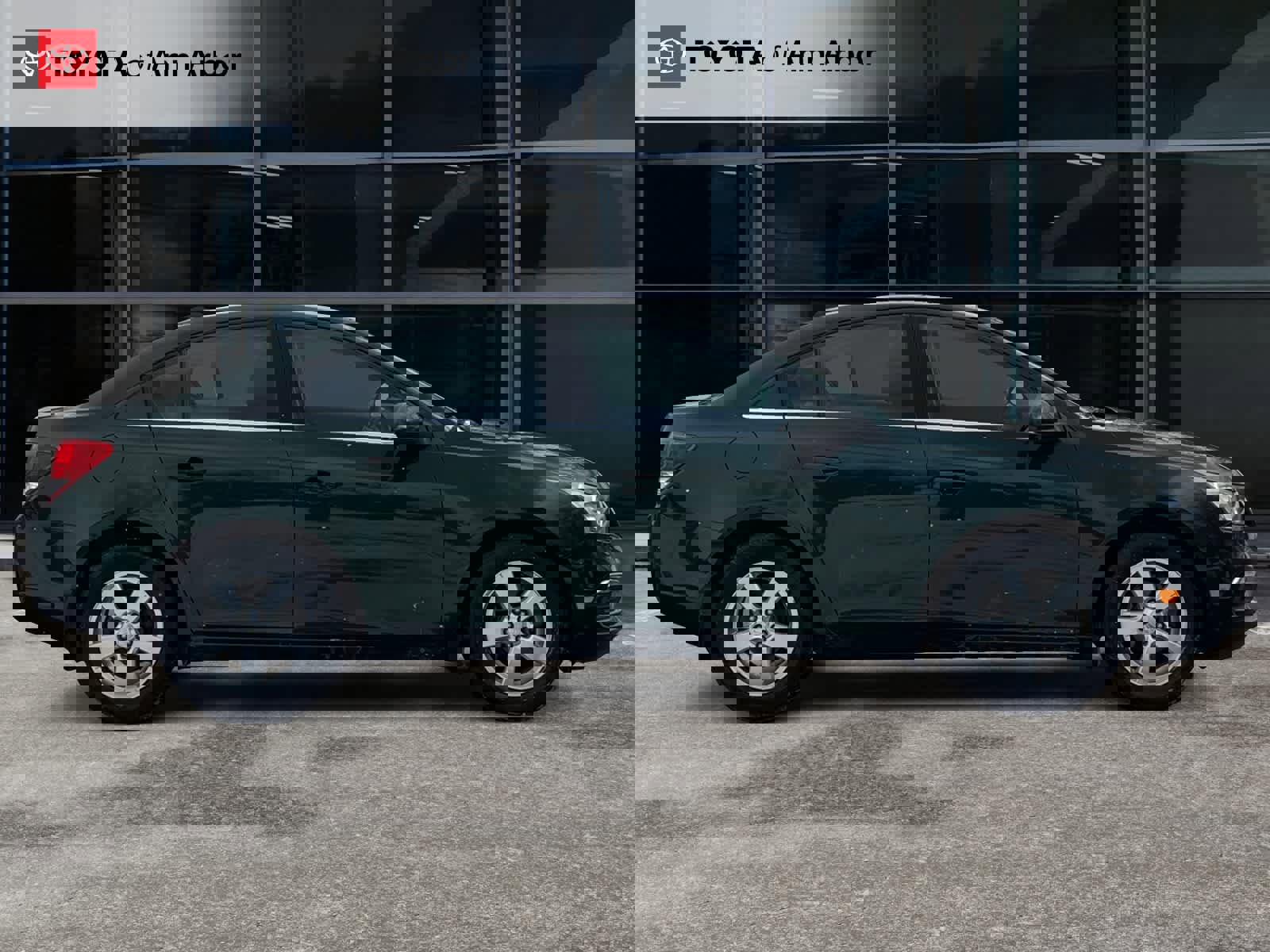 Used 2015 Chevrolet Cruze LT image 10