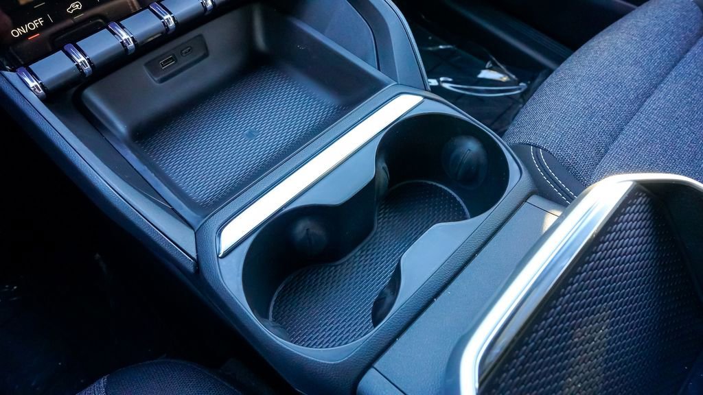 Used 2025 GMC Terrain Elevation image 29