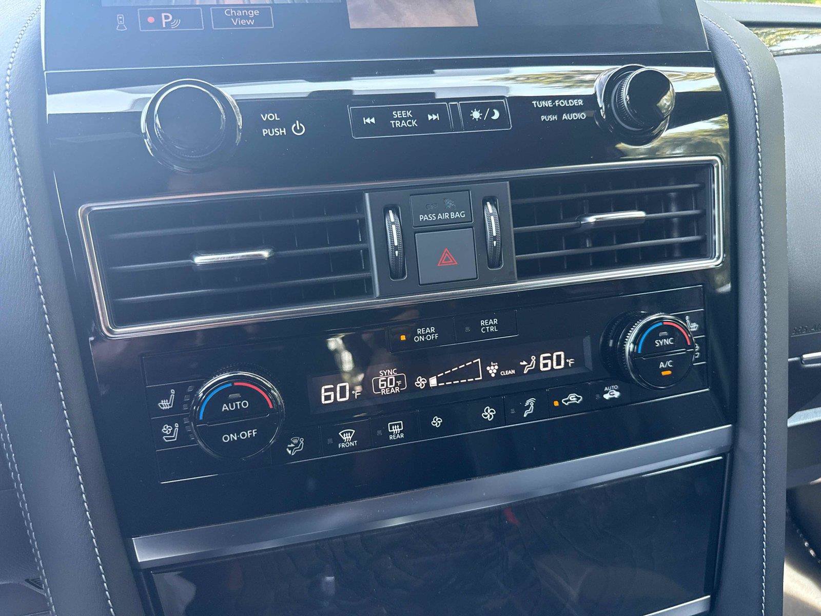 Used 2022 INFINITI QX80 Sensory w/ All-Season Package AWD/4WD image 23