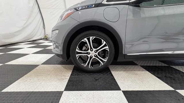 Used 2021 Chevrolet Bolt Premier w/ Infotainment Package FWD image 9