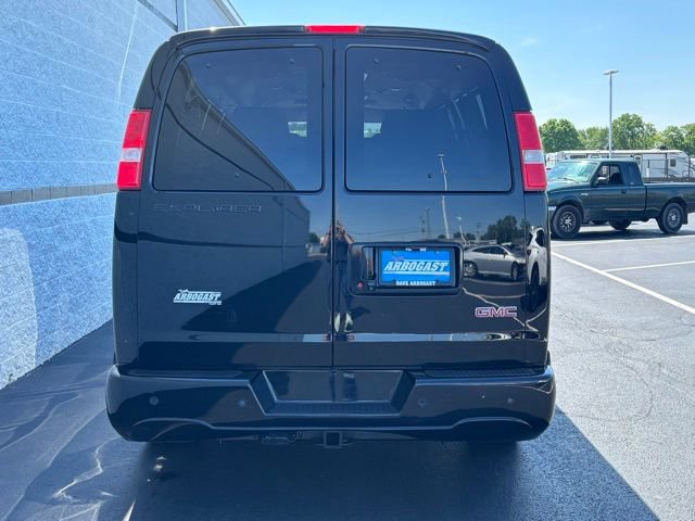 Used 2021 GMC Savana 2500 w/ Enhanced Convenience Package RWD image 9