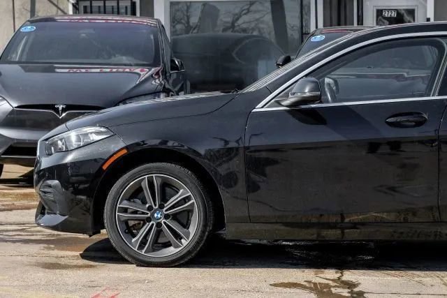 Used 2022 BMW 228i Gran Coupe w/ Convenience Package FWD image 17