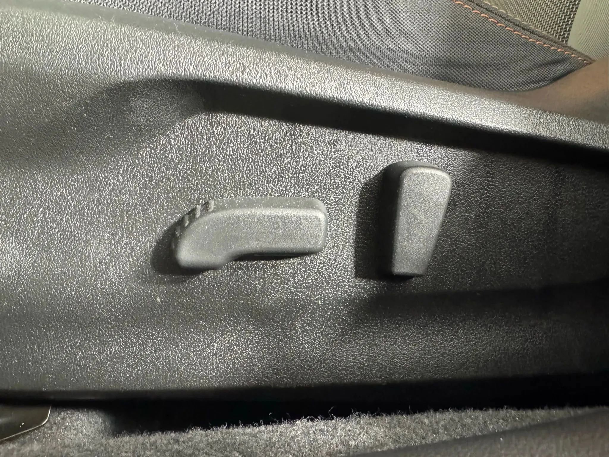 Used 2021 Subaru Crosstrek 2.0i Premium w/ Moonroof Package image 36