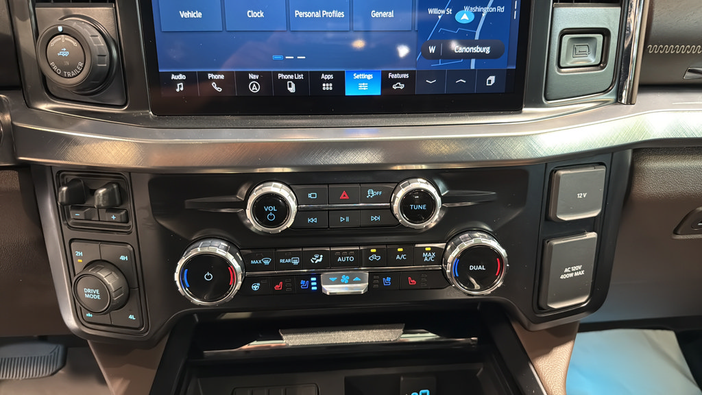 Used 2025 Ford F350 King Ranch w/ Chrome Package AWD/4WD image 44