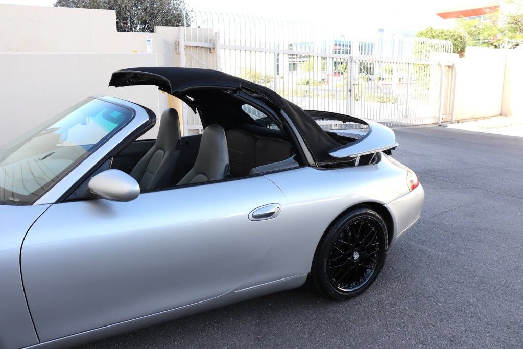 Used 2000 Porsche 911 Cabriolet image 55