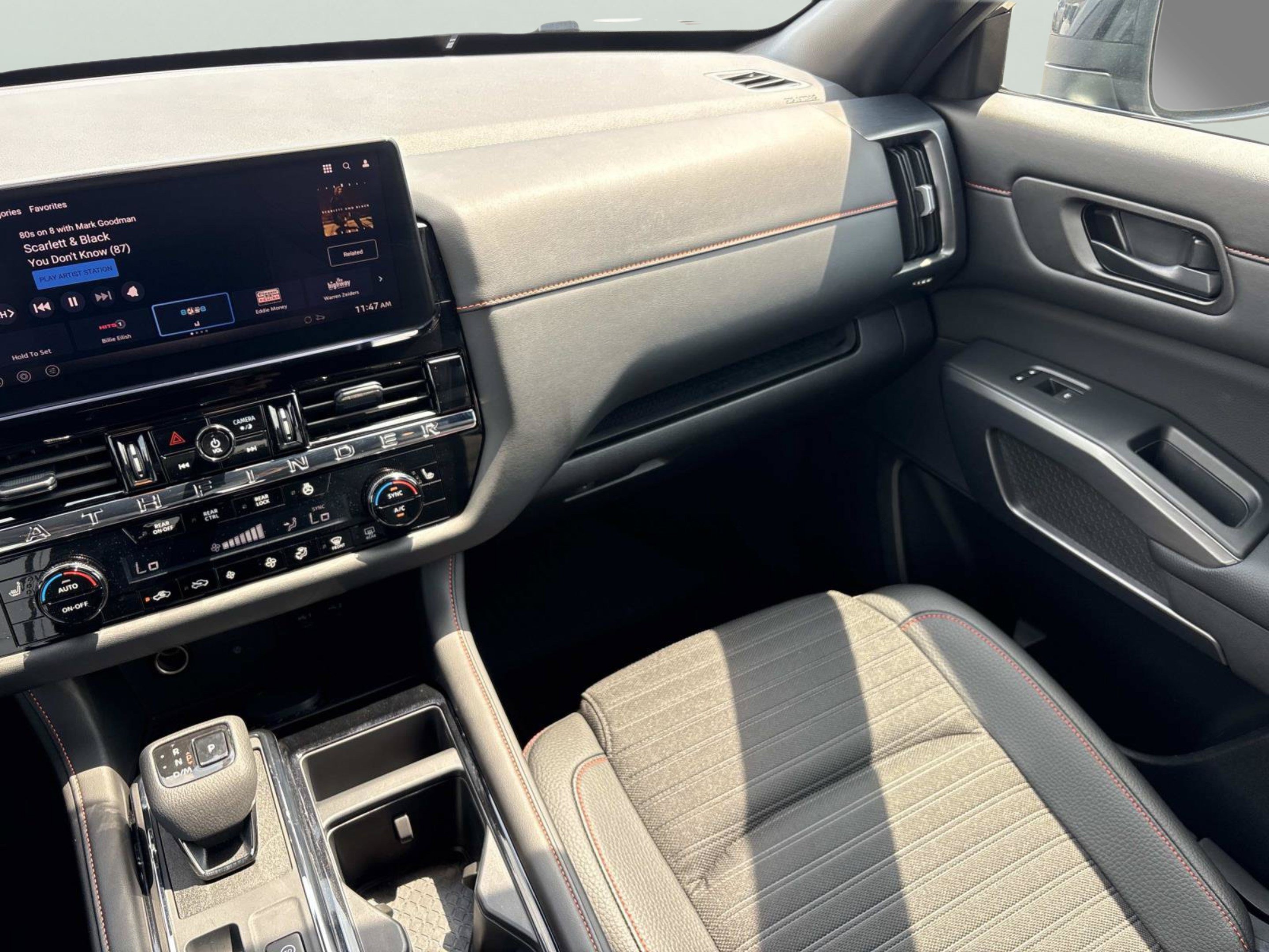 Used 2026 Nissan Pathfinder Rock Creek w/ Rock Creek Premium Package AWD/4WD image 15
