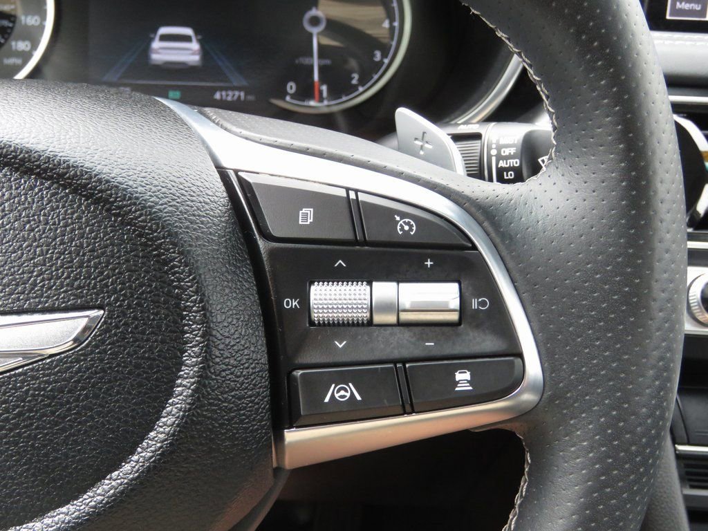 Used 2022 Genesis G70 2.0T w/ Prestige Package image 24