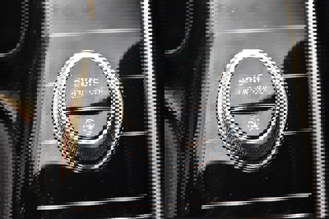 Used 2021 Mercedes-Benz S 580 4MATIC w/ AMG Line image 29