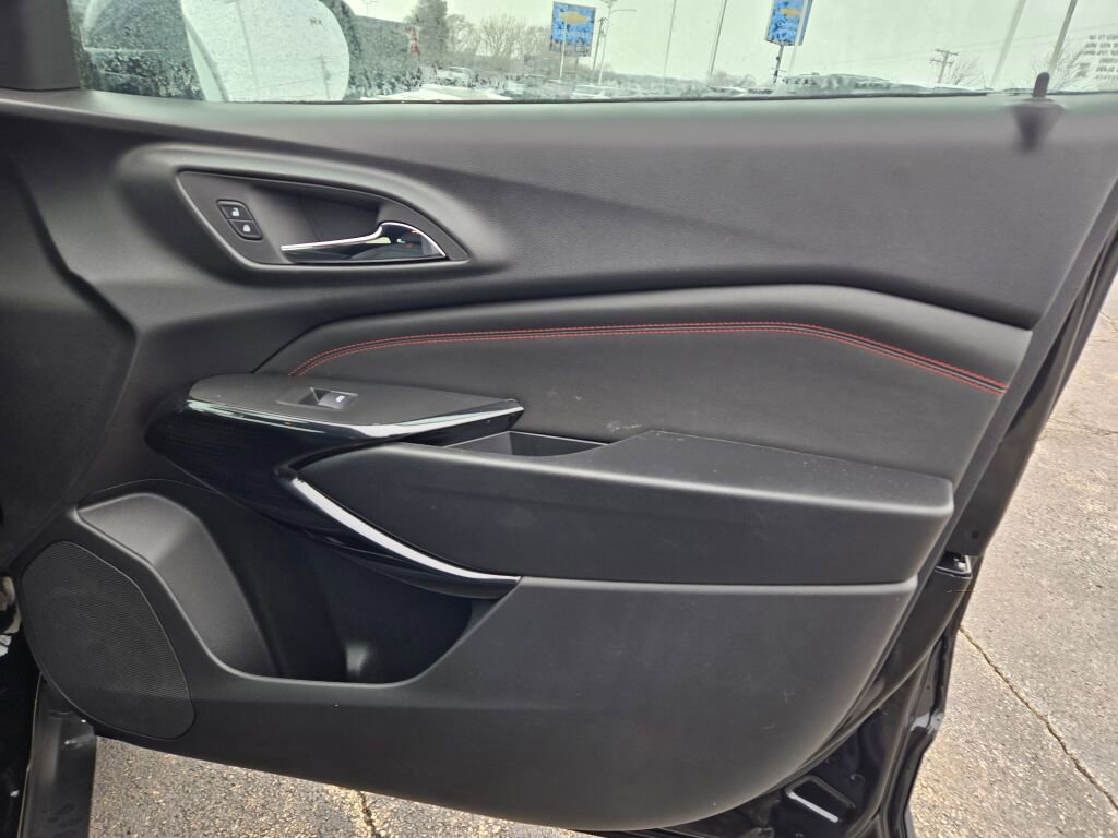 New 2026 Chevrolet Trax RS w/ Driver Confidence Package image 6