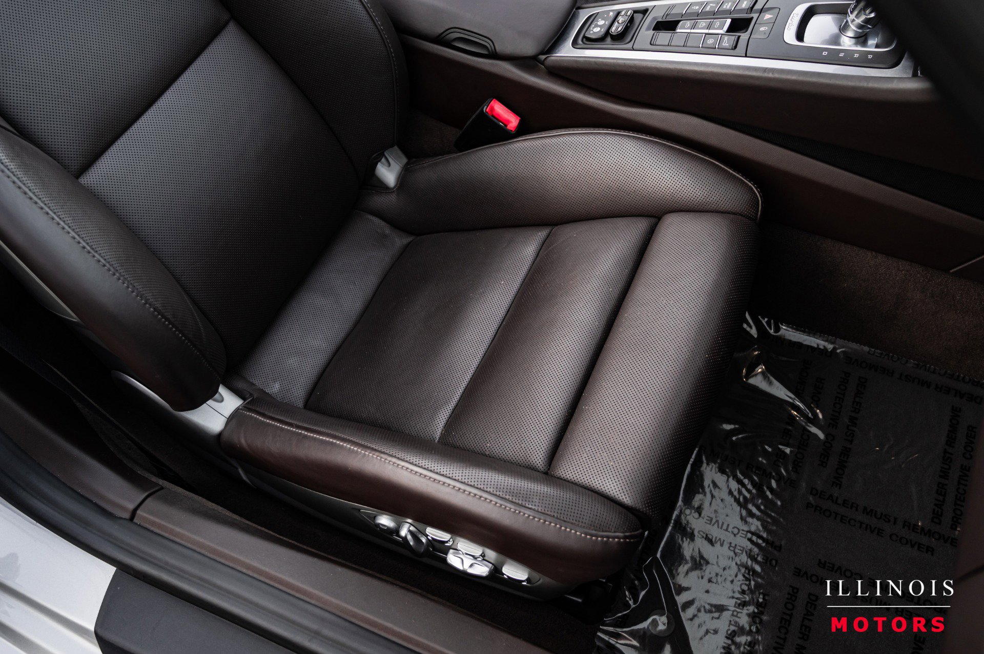 Used 2014 Porsche 911 Turbo image 38