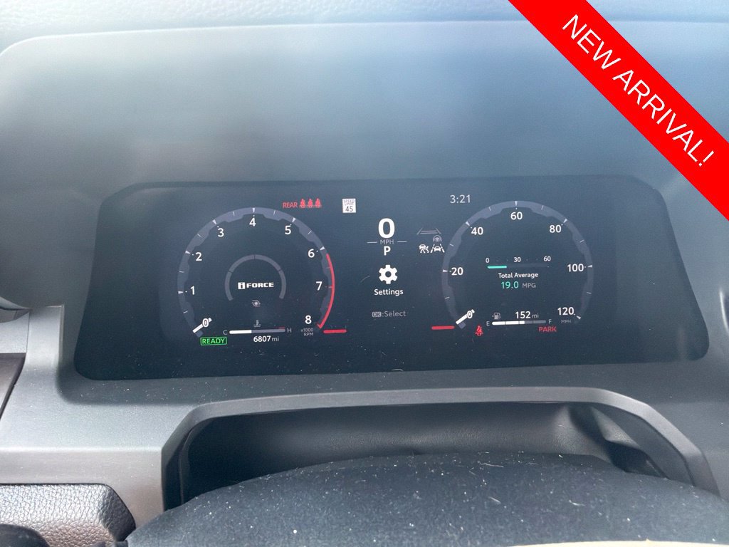 Used 2026 Toyota Tacoma TRD Off-Road w/ TRD Off Road Upgrade Package AWD/4WD image 9