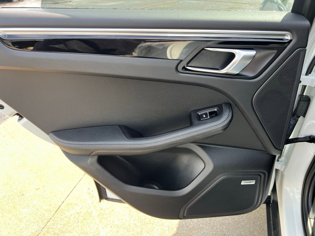 Used 2022 Porsche Macan image 22