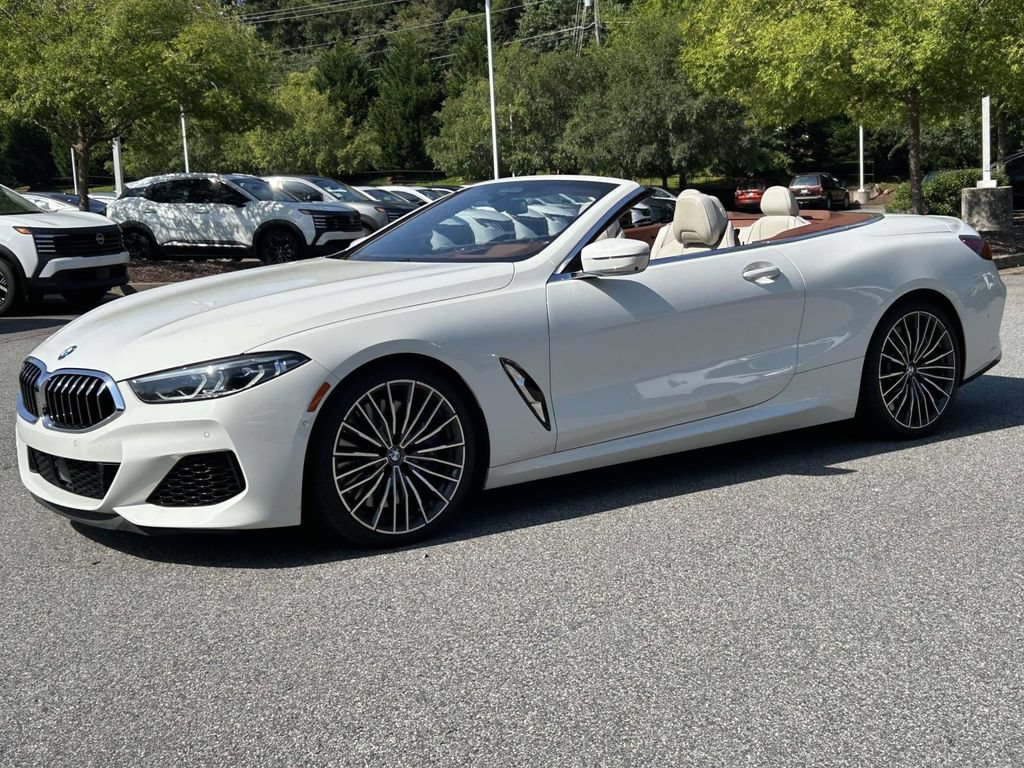 Used 2022 BMW M850i xDrive Convertible AWD/4WD image 2