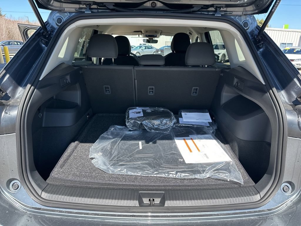 New 2026 Volkswagen Tiguan S AWD/4WD image 19