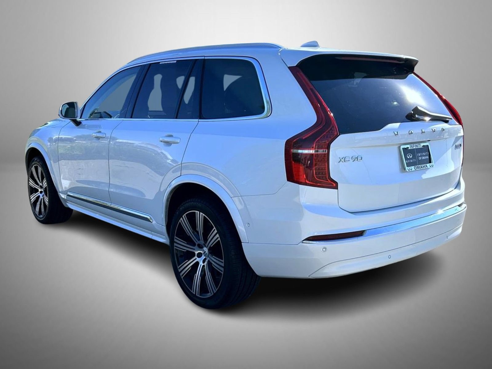 Used 2025 Volvo XC90 B6 Plus w/ Protection Package AWD/4WD image 7