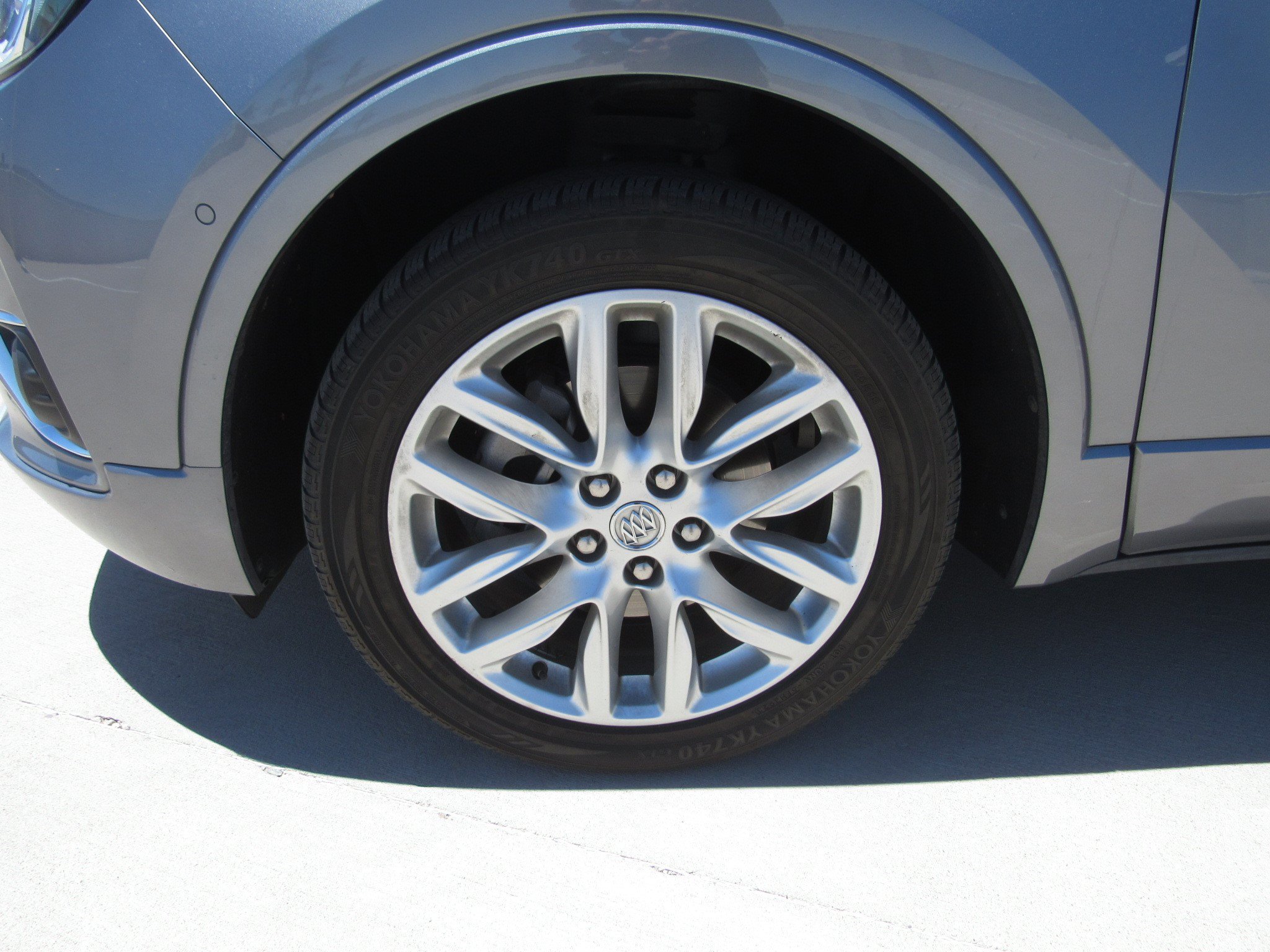 Used 2020 Buick Envision Premium w/ Driver Confidence Package AWD/4WD image 4