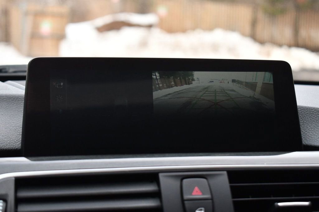 Used 2017 BMW 330i xDrive 330i xDrive image 39