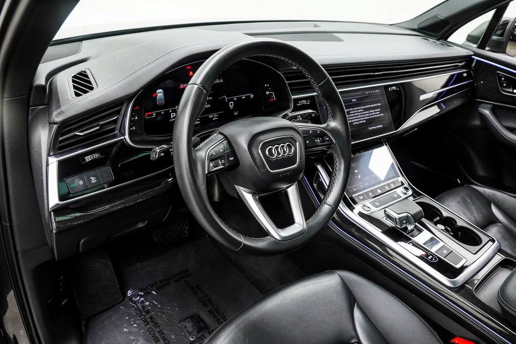 Used 2025 Audi Q7 3.0T Premium Plus AWD/4WD image 16