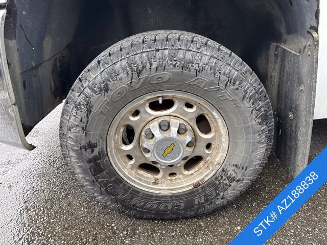 Used 2010 Chevrolet Silverado 2500 LT AWD/4WD image 4