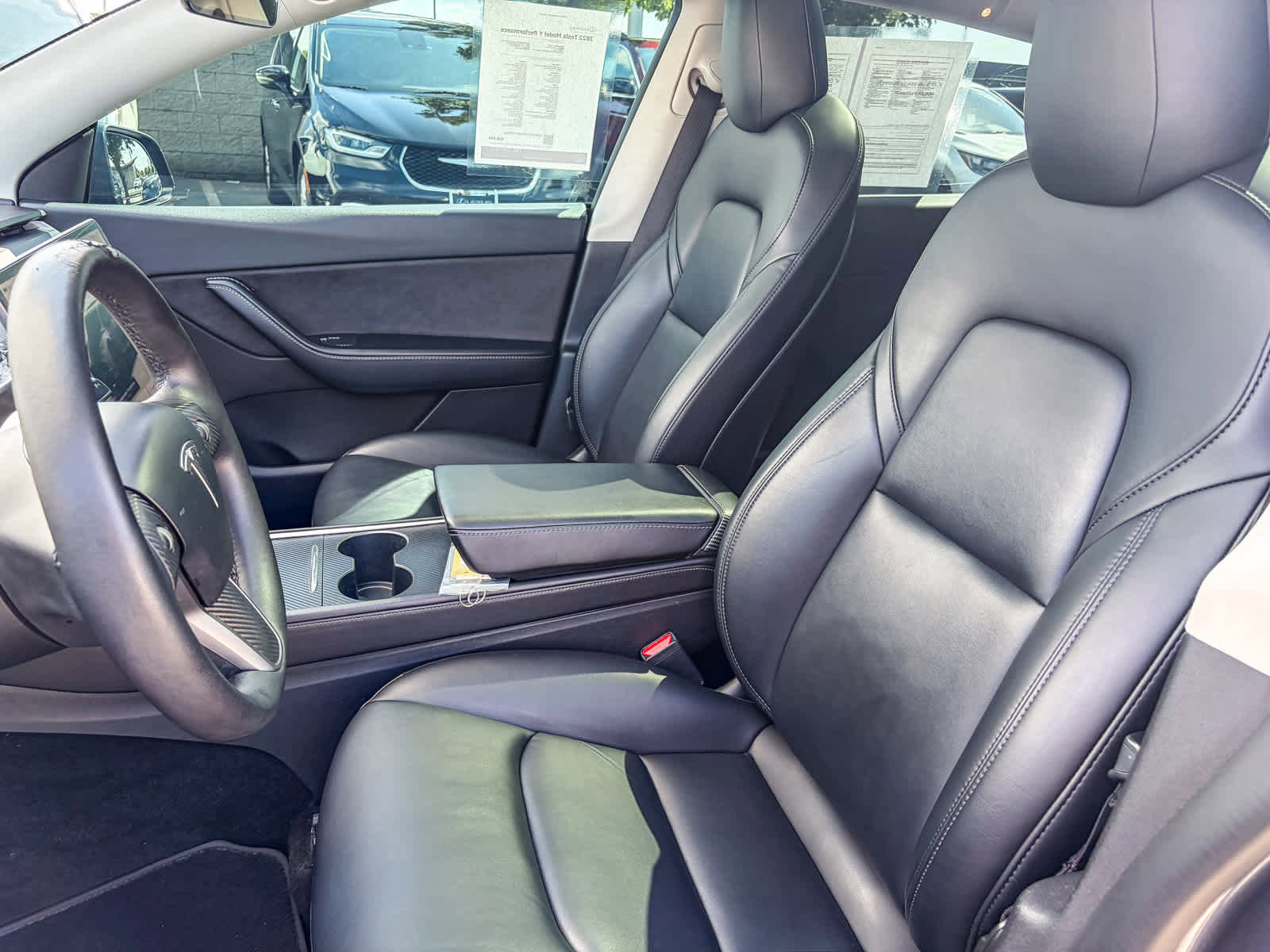 Used 2022 Tesla Model Y Performance AWD/4WD image 16