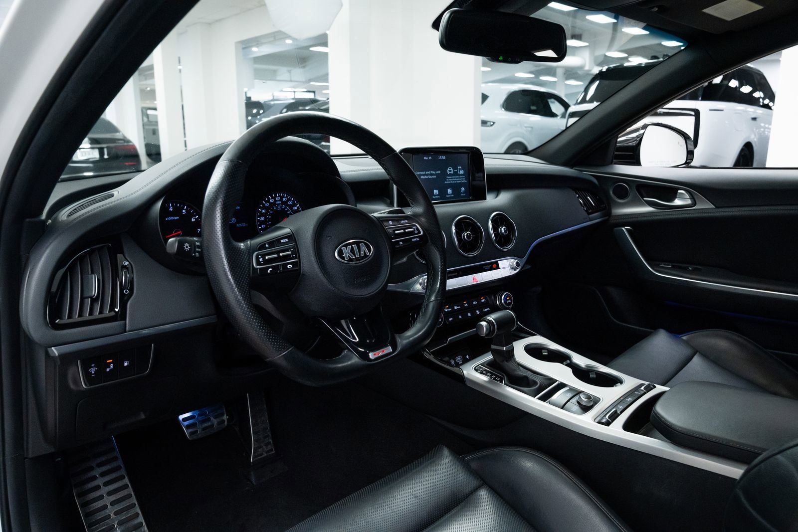 Used 2021 Kia Stinger GT image 18