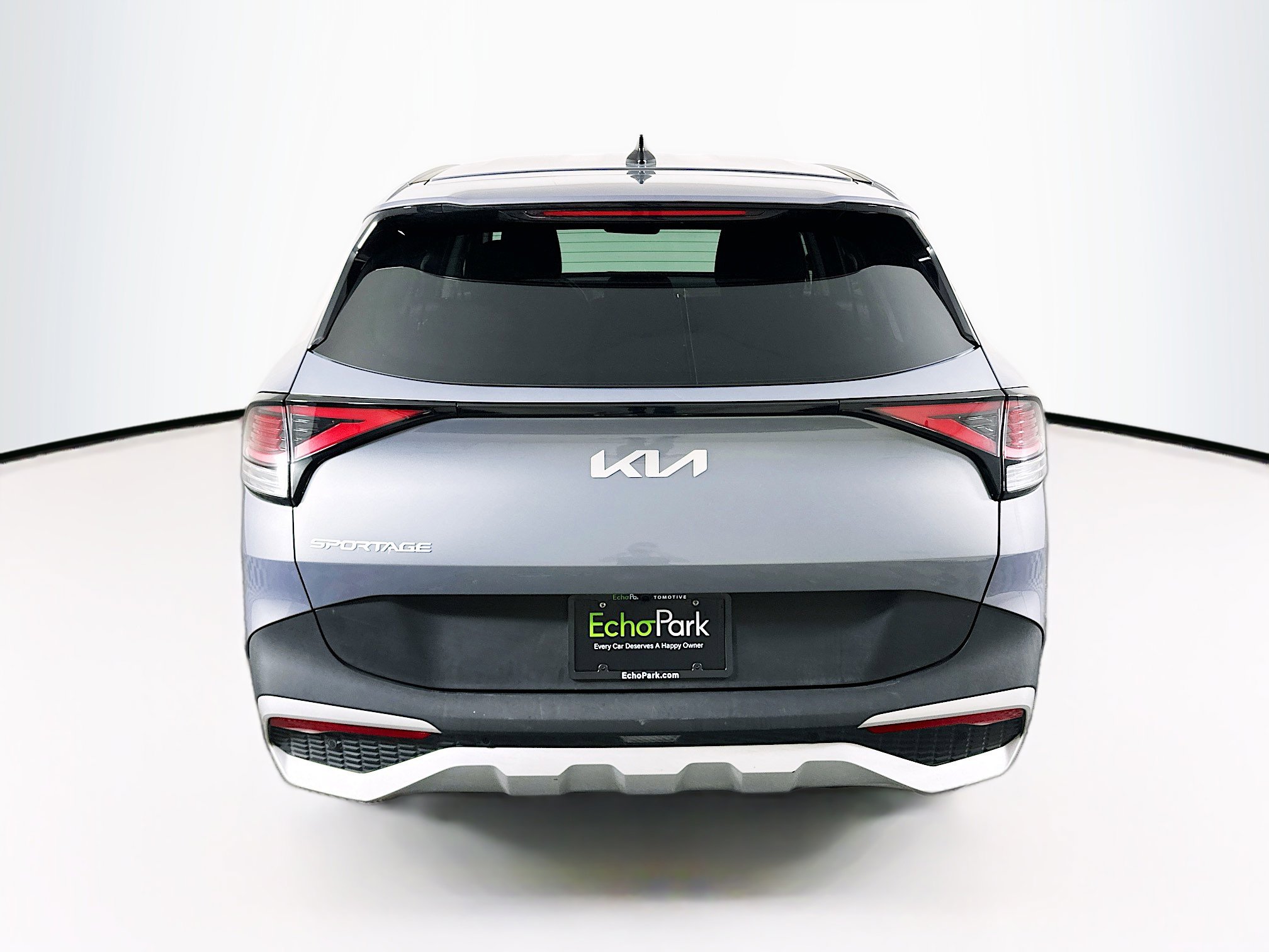 Used 2025 Kia Sportage LX image 7