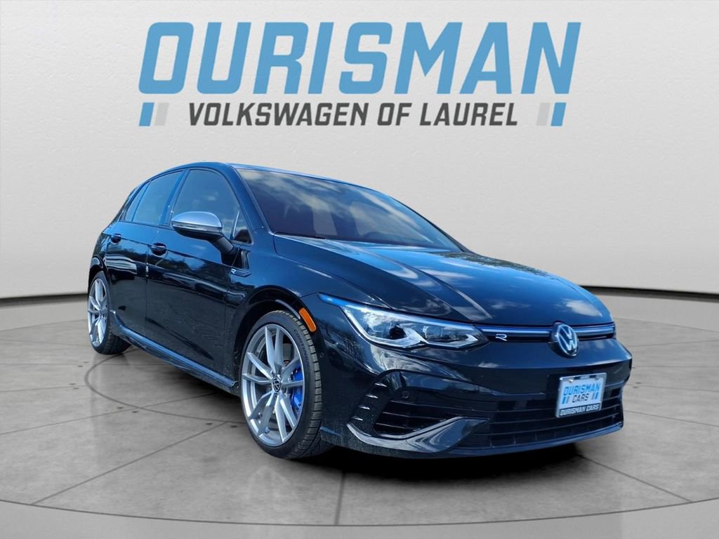Used 2024 Volkswagen Golf R image 1