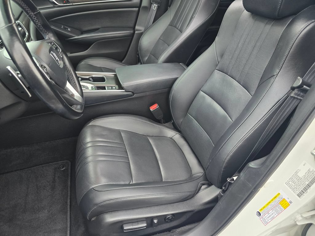 Used 2021 Honda Accord Touring image 16