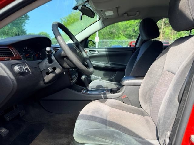 Used 2010 Chevrolet Impala LS FWD image 6
