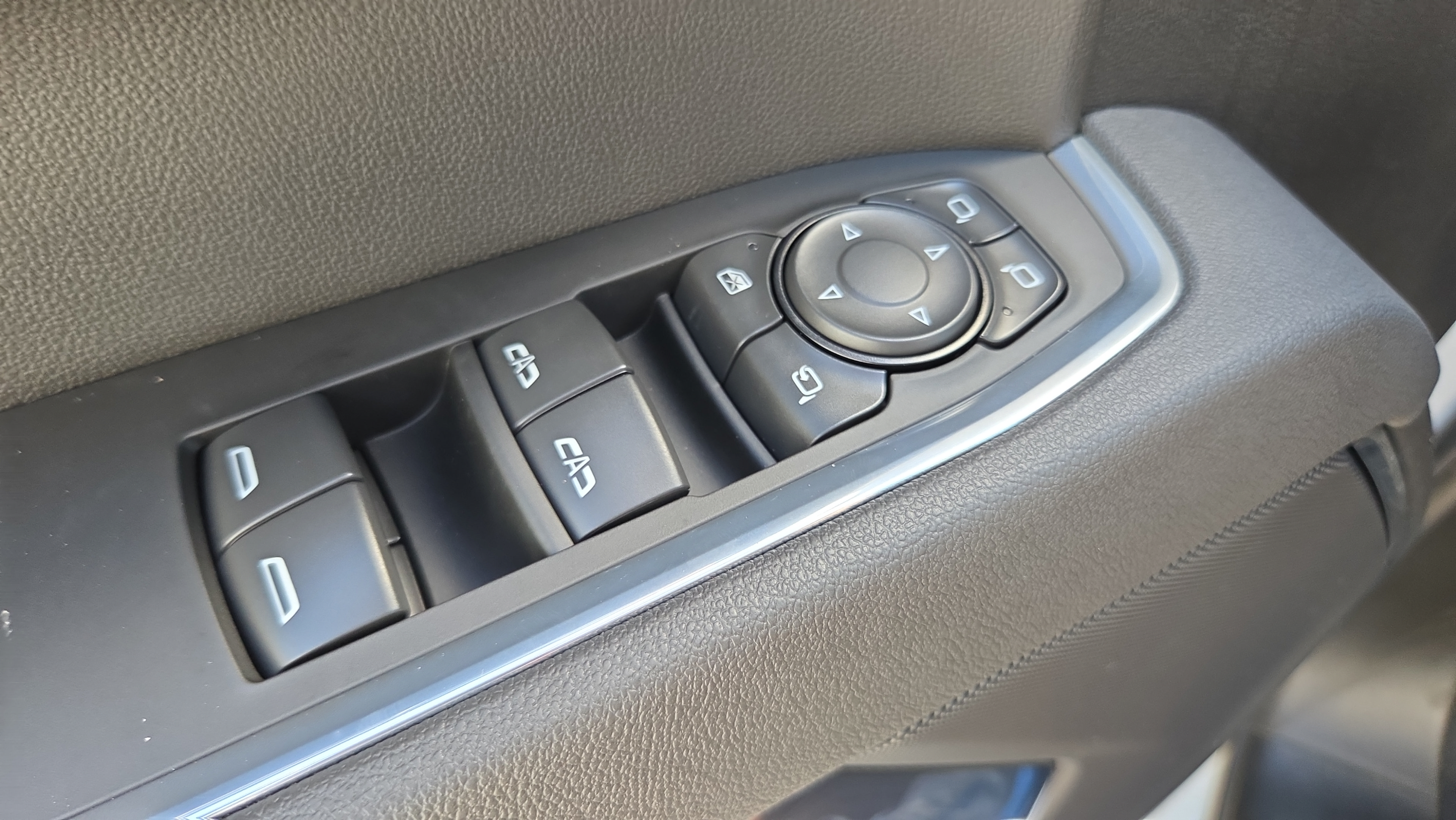 New 2026 GMC Sierra 1500 SLT AWD/4WD image 28