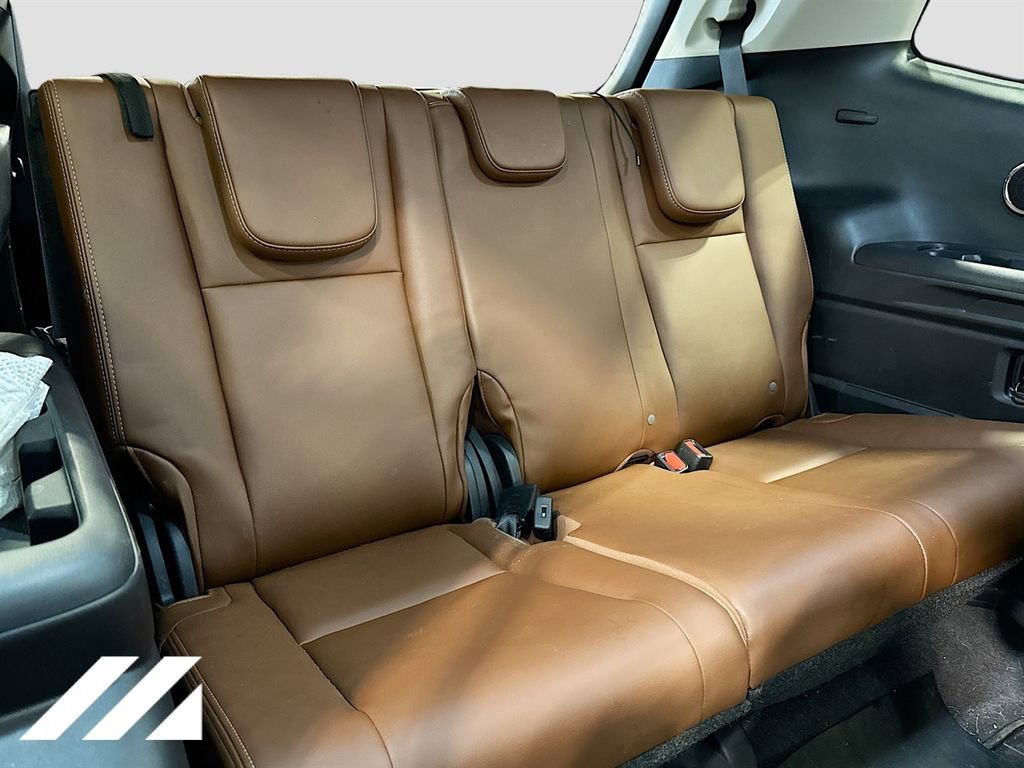 Used 2023 Subaru Ascent Touring image 32