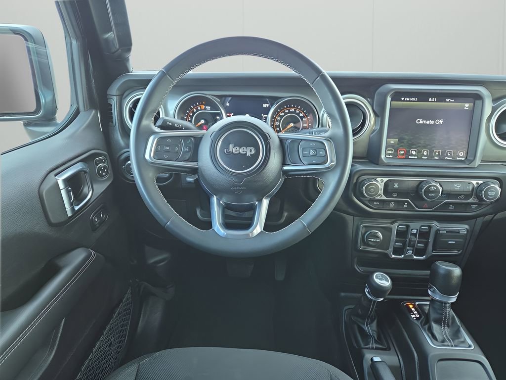 Used 2023 Jeep Gladiator Overland image 13