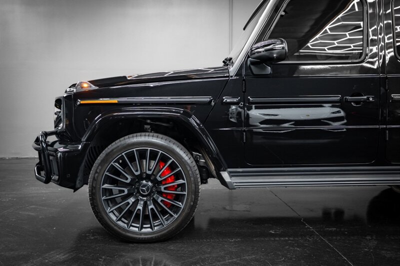 Used 2025 Mercedes-Benz G 63 AMG AMG G 63 image 9