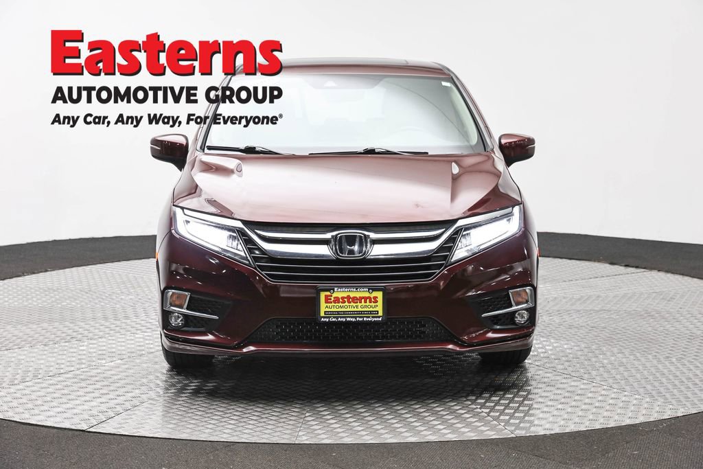 Used 2018 Honda Odyssey Touring image 2
