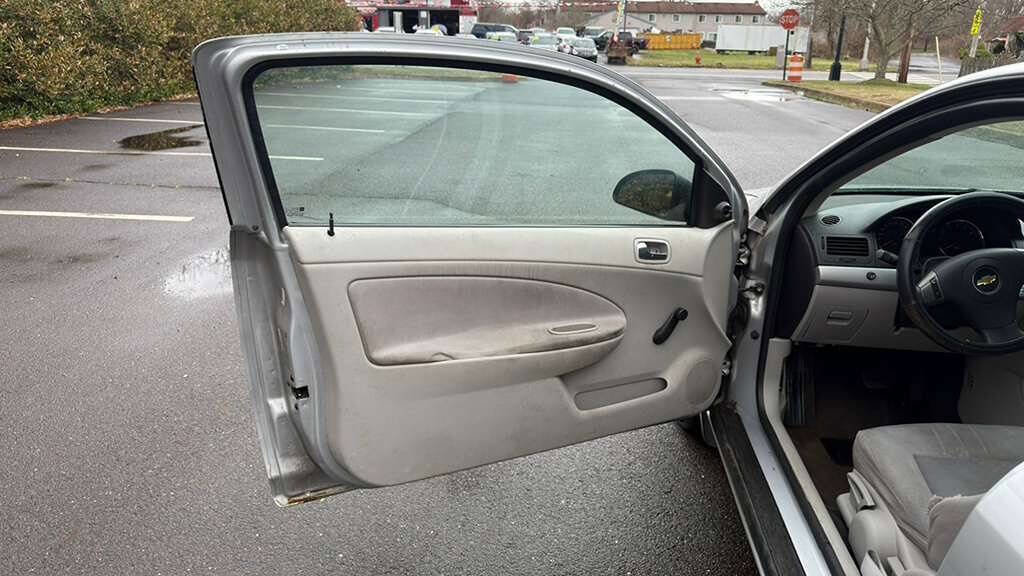 Used 2010 Chevrolet Cobalt LS w/ Protection Package image 17