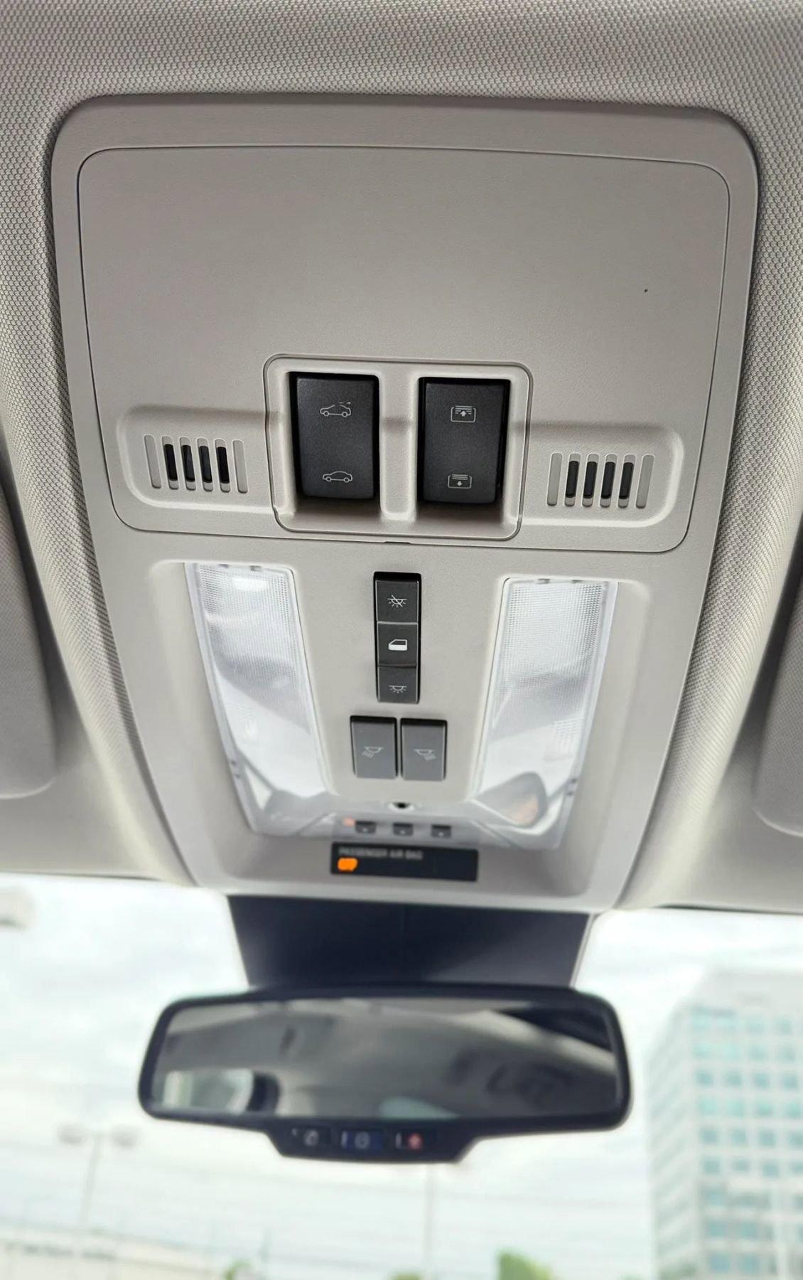 Used 2012 Cadillac SRX Luxury AWD/4WD image 22