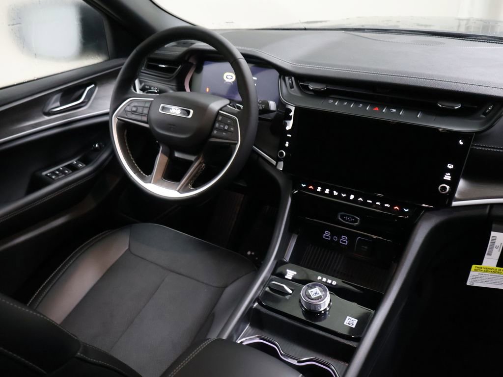 New 2026 Jeep Grand Cherokee Laredo image 19