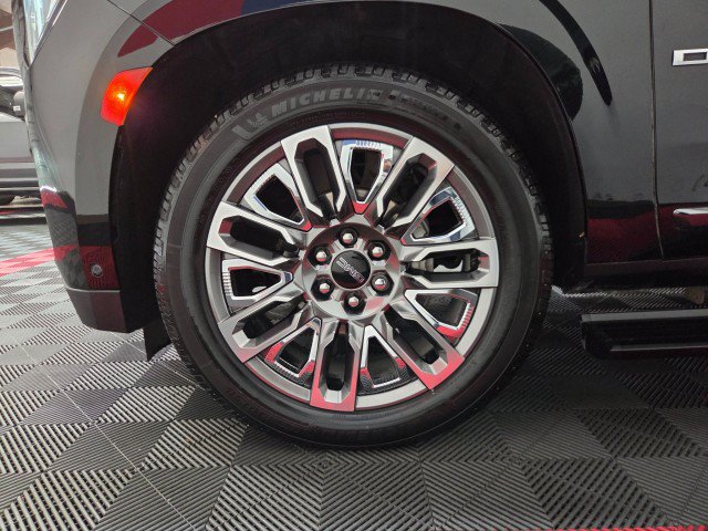 Used 2023 GMC Yukon XL Denali Ultimate AWD/4WD image 80