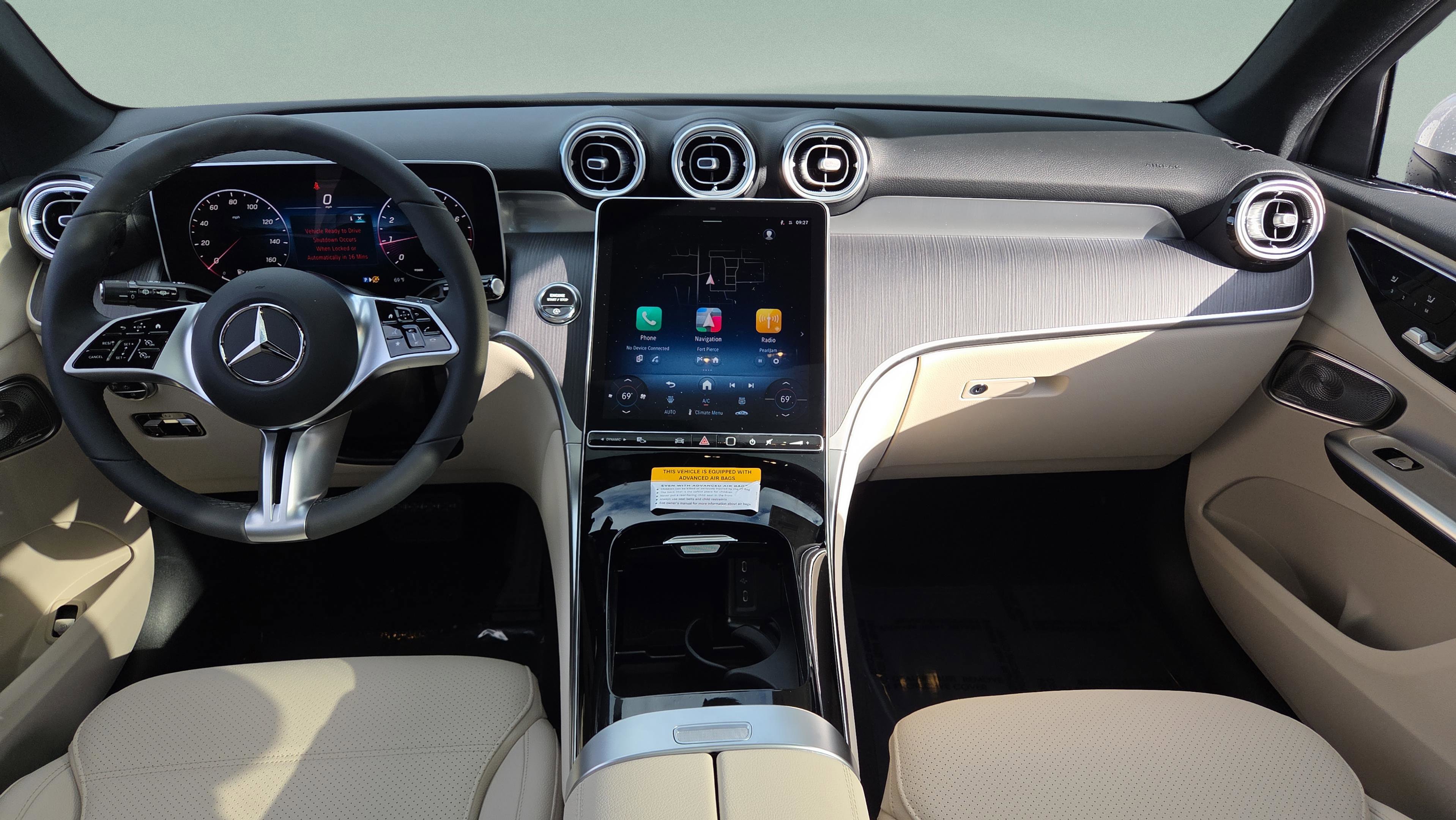 New 2026 Mercedes-Benz GLC 300 image 39