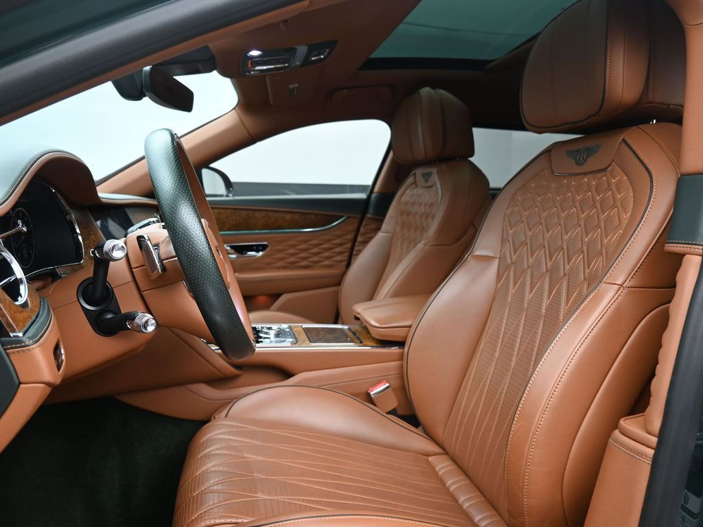 Used 2022 Bentley Flying Spur V8 AWD/4WD image 10