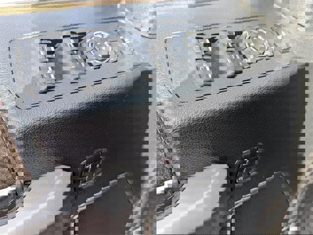 Used 2019 Ford F350 Lariat image 32