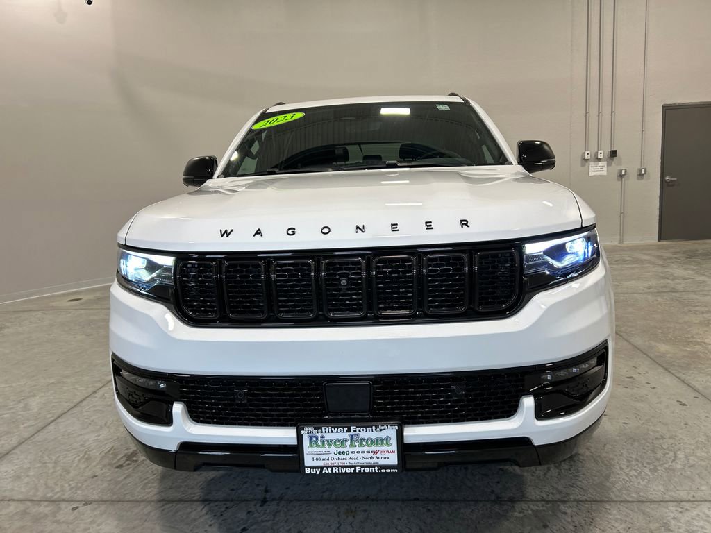 Used 2023 Jeep Wagoneer 4WD w/ Convenience Group I image 3