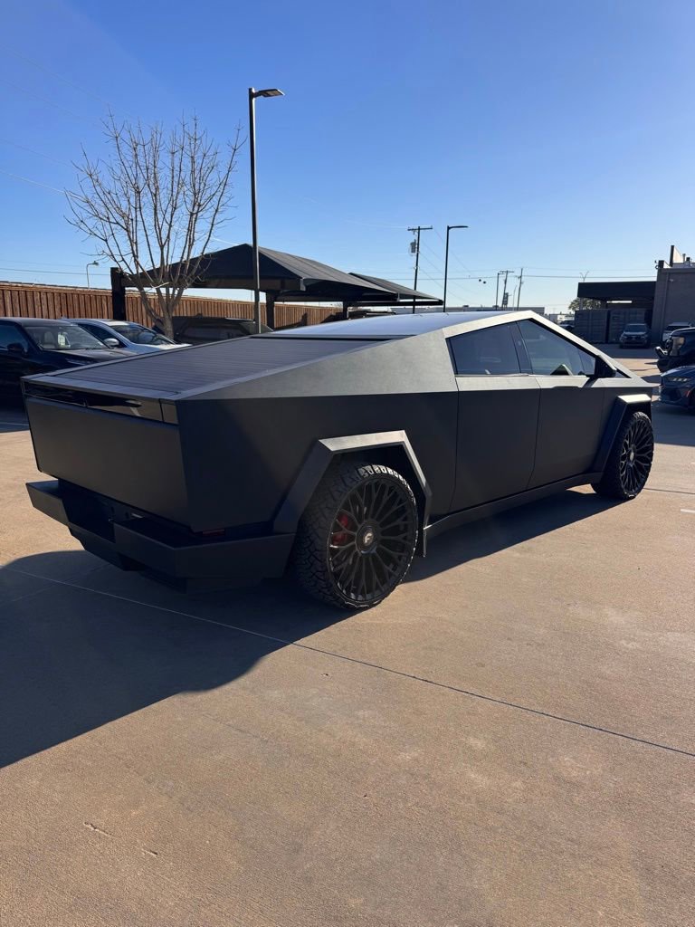Used 2024 Tesla Cybertruck Cyberbeast image 8