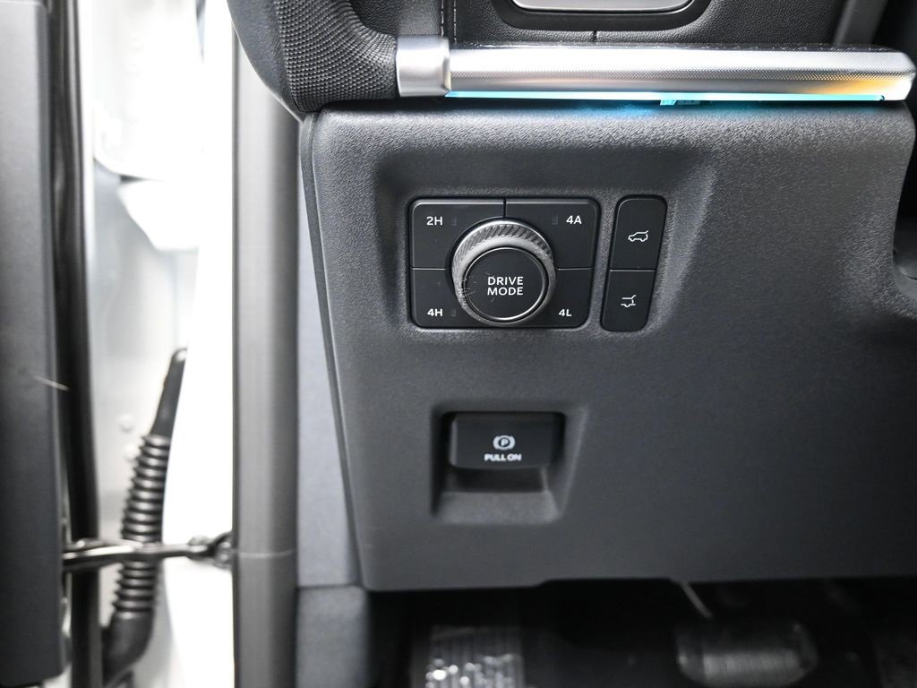 New 2025 Ford Expedition Max Platinum w/ Stealth Performance Package image 11