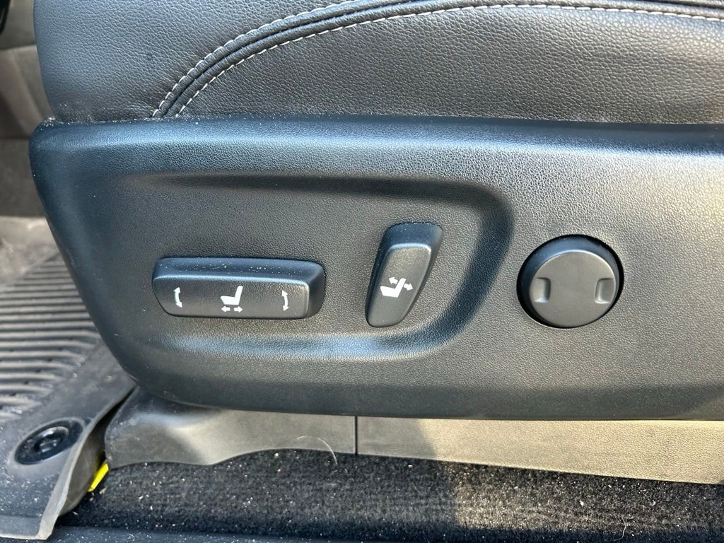 Used 2024 Toyota 4Runner SR5 Premium w/ Moonroof Package RWD image 16