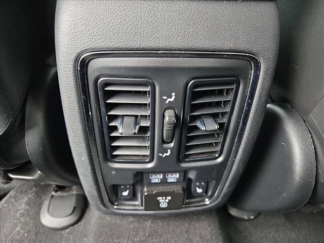 Used 2020 Jeep Grand Cherokee Trailhawk w/ Trailhawk Luxury Group image 18