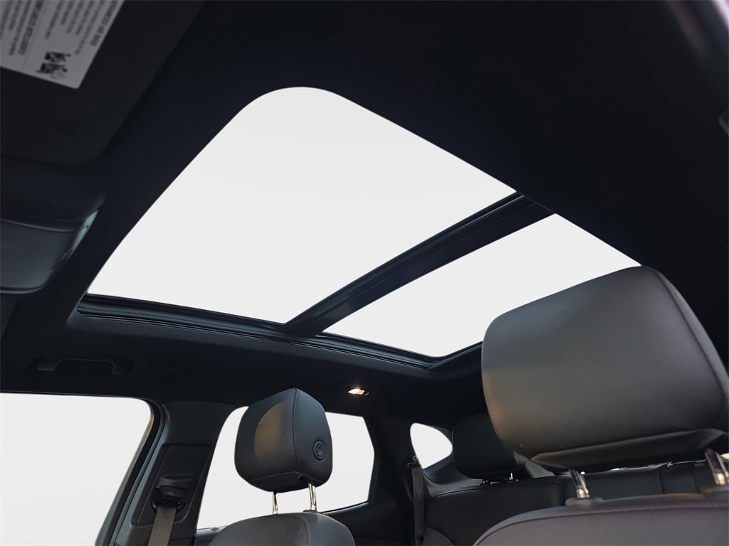 Used 2023 Chevrolet Blazer RS w/ Driver Confidence II Package image 34